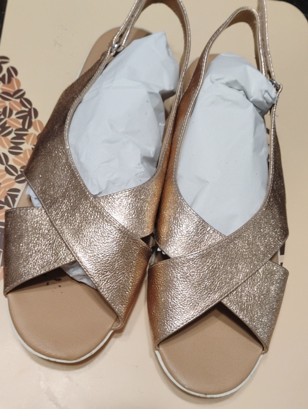 12WW comfortview Metallic Gold Crisscross Slingback Sandals